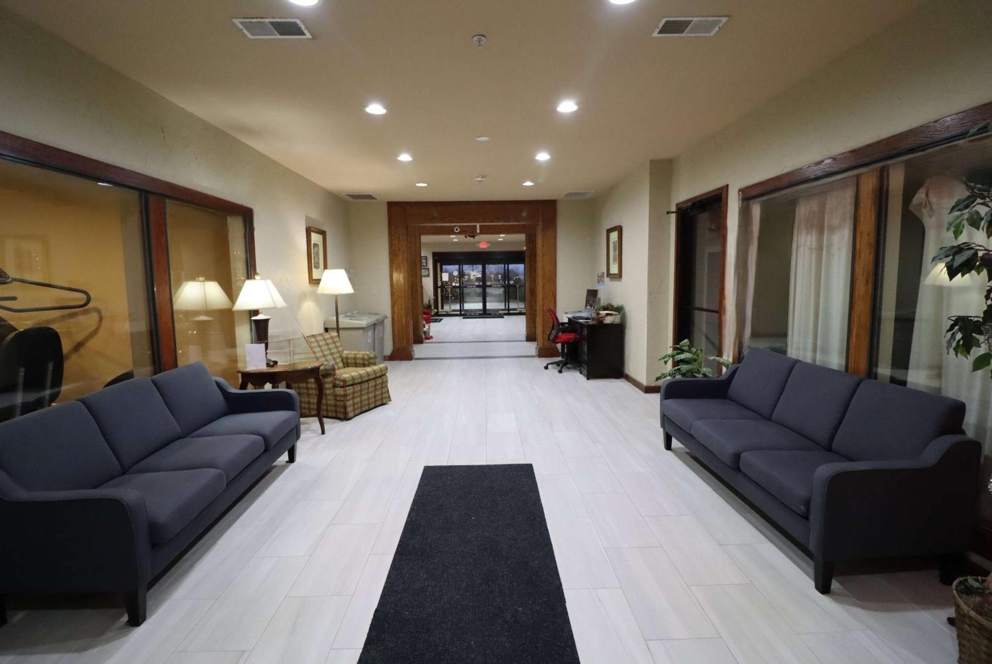 Super 8 By Wyndham Perryville Εξωτερικό φωτογραφία